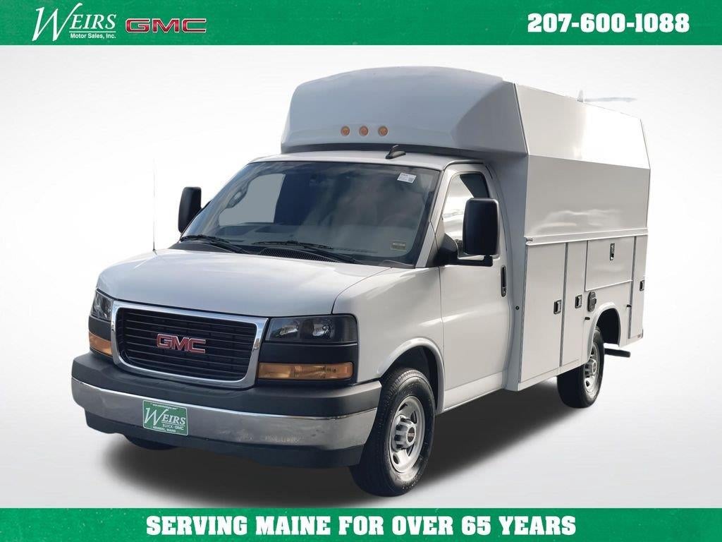 2025 GMC Savana Cutaway 3500